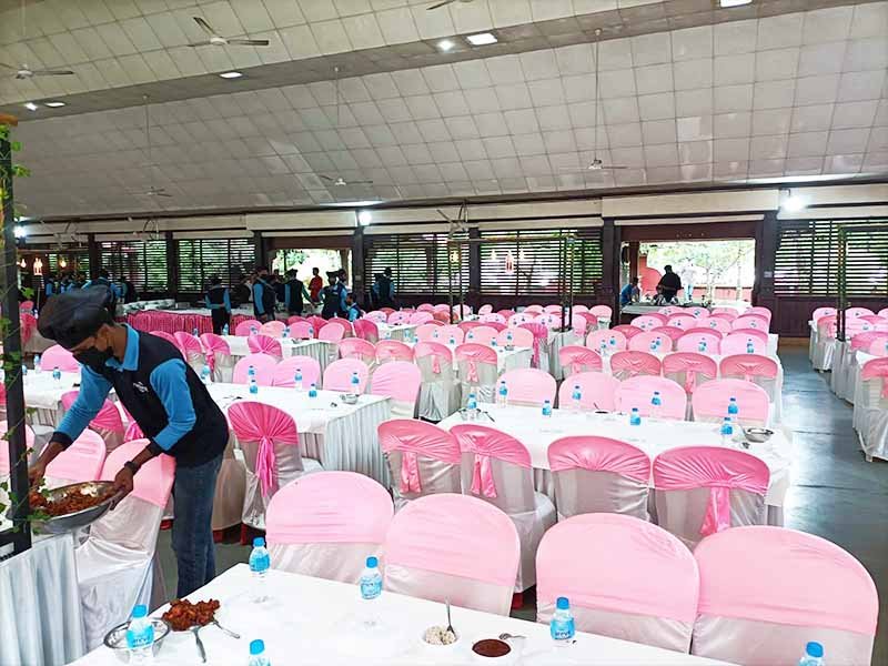 lexuary catering services